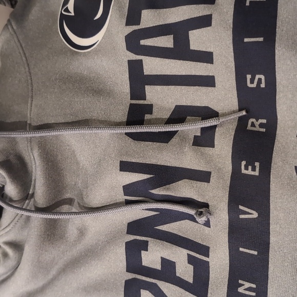 Penn State Under Armour Hoodie - Picture 8 of 8
